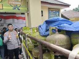 Polisi Bongkar Praktik Pengoplosan Gas Elpiji Subsidi di Bogor, Ratusan Tabung Disita