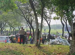 Polisi dan KNKT Langsung Olah TKP Pesawat Latuh Jatuh di BSD Tangsel