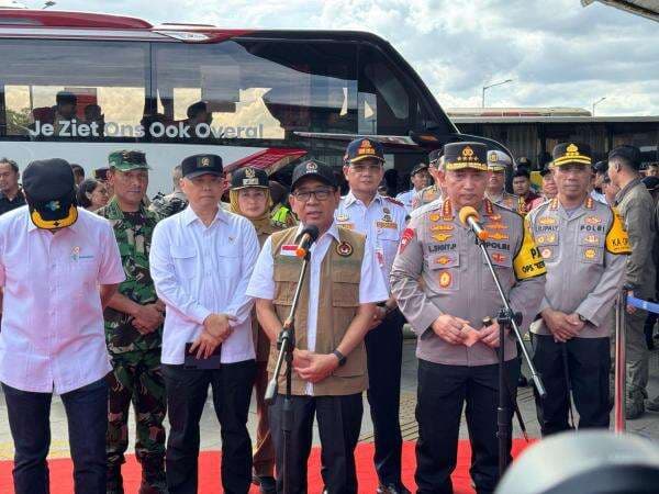 Tinjau Terminal Pulo Gebang, Kapolri Perintahkan Petugas Persiapkan Skema Rekayasa Lalu Lintas