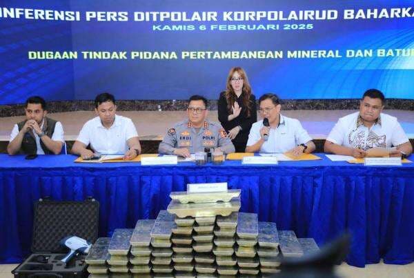 Gudang Pengelolaan 5,81 Ton Timah Ilegal di Bekasi Terindikasi Jaringan Internasional Gudang Pengelolaan 5,81 Ton Timah Ilegal di Bekasi Terindikasi Jaringan Internasional