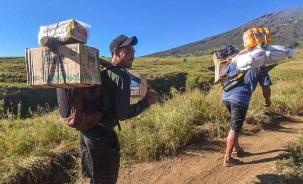 Berapa Bayaran Porter Gunung? Ternyata Segini Besarannya