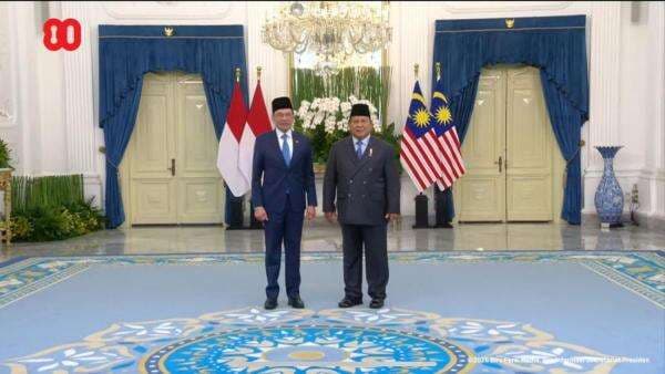 Disambut Presiden Prabowo, PM Malaysia Anwar Ibrahim Tiba di Istana Negara