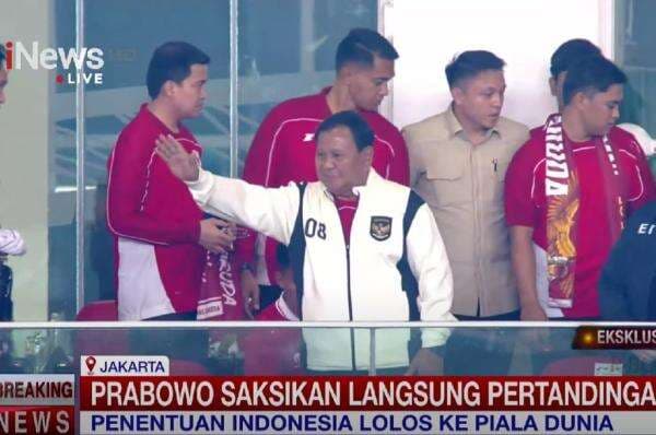 SUGBK Bergetar, Prabowo Ikut Nyanyi Rumah Kita Bareng Suporter Dukung Timnas SUGBK Bergetar, Prabowo Ikut Nyanyi Rumah Kita Bareng Suporter Dukung Timnas