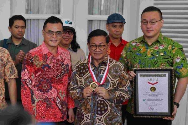 Terima Rekor MURI Sterilisasi Kucing Terbanyak, Pramono: Jakarta Kota Ramah Hewan