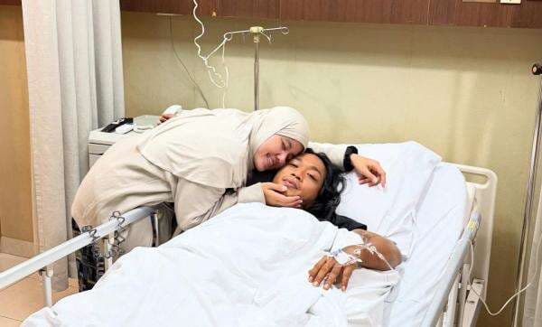 Praz Teguh Dilarikan ke Rumah Sakit, Yuni Shara hingga Ustadz Derry Sulaiman Kirim Doa