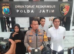 Pria yang 10 Tahun Teror Wanita Teman SMP di Surabaya Jadi Tersangka