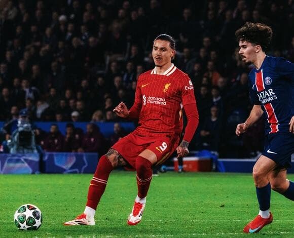 Prediksi Liverpool vs PSG di 16 Besar Liga Champions 2024-2025: The Reds Bakal Berpesta di Anfield?