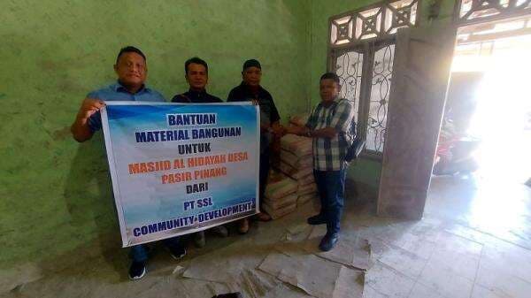 Lagi, PT SSL Salurkan Bantuan untuk Masyarakat di Sekitar Konsesi