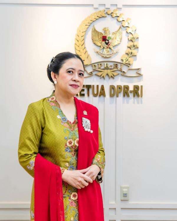Puan Maharani Pakai Kebaya Kain Bermotif Bunga Hokokai di Sidang Tahunan MPR, Ini Maknanya
