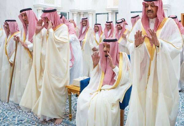 Raja Salman Salat Id di Jeddah, Putra Mahkota di Masjidilharam