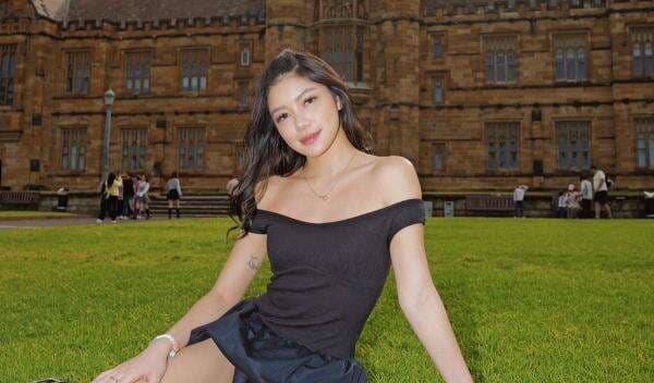 Regina Phoenix Di-<i>Notice</i> Lisa BLACKPINK: Badanku Geter Regina Phoenix Di-<i>Notice</i> Lisa BLACKPINK: Badanku Geter