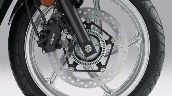 Pemerintah Akan Wajibkan Sepeda Motor Gunakan Rem ABS