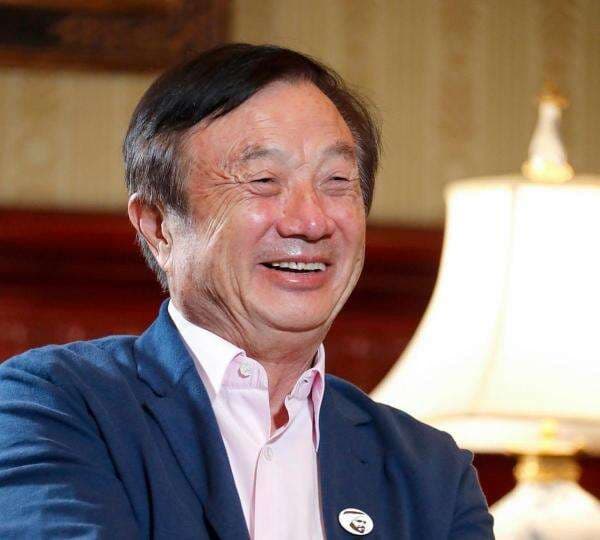 Bos Huawei Akui Chip Buatan China Masih Tertinggal dari AS