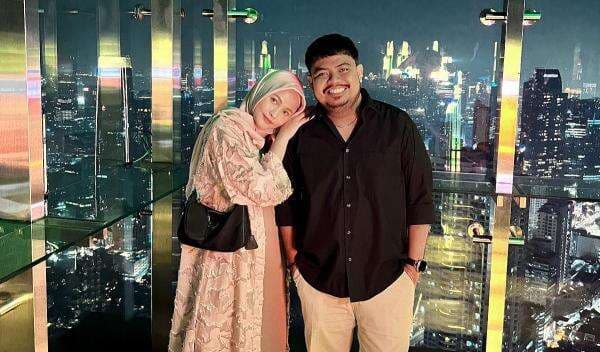 Sambut Anak Ketiga, Rigen Kurangi Job demi Jadi Ayah Siaga Sambut Anak Ketiga, Rigen Kurangi Job demi Jadi Ayah Siaga