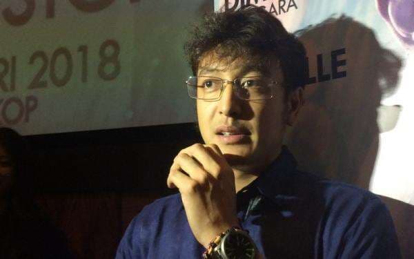 Riwayat Pendidikan Dimas Anggara, Aktor Lulusan Sarjana yang Dituduh Tampar Anak Pasha Ungu Riwayat Pendidikan Dimas Anggara, Aktor Lulusan Sarjana yang Dituduh Tampar Anak Pasha Ungu