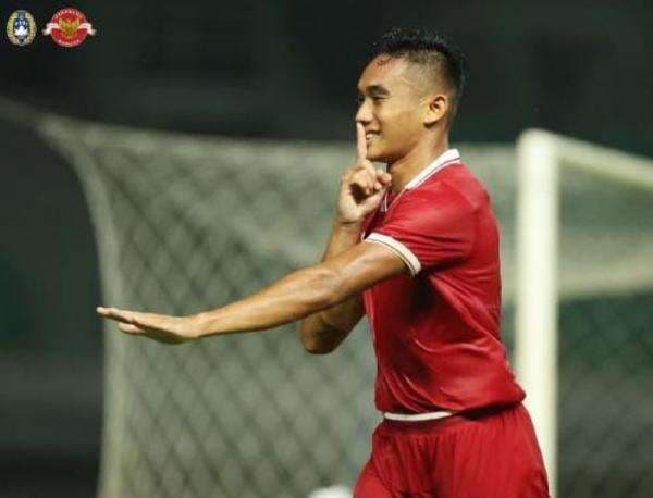 Ragnar Oratmangoen Tantang Rizky Ridho Abroad: Eropa Menunggumu!