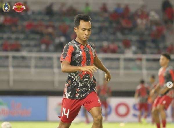 Robi Darwis Siap Curi Perhatian Gerald Vanenburg demi Tembus Skuad Utama Timnas Indonesia U-23 Robi Darwis Siap Curi Perhatian Gerald Vanenburg demi Tembus Skuad Utama Timnas Indonesia U-23