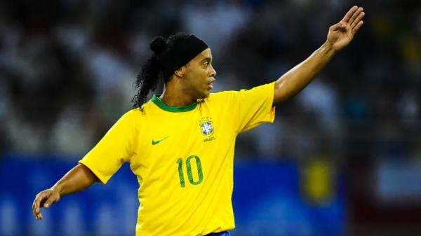 Ronaldinho Akui Patrick Kluivert sebagai Pemain yang Hebat, Timnas Indonesia Beruntung?