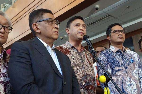 Kubu Hasto Protes Hakim Pakai Masker: Sidang Ini Pesanan Politik!