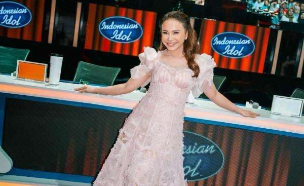 Terinspirasi dari Coldplay, Rossa Manfaatkan Sampah Plastik Jadi Energi Listrik di Konser 30 Tahun