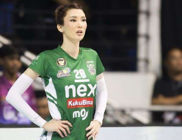 Kisah Sabina Altynbekova, Pevoli Muslim yang Senang Doanya Main di Indonesia Telah Terwujud