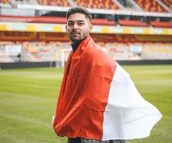 Adu Gaji Sandy Walsh di Klub Yokohama F Marinos dan KV Mechelen, bak Bumi dan Langit