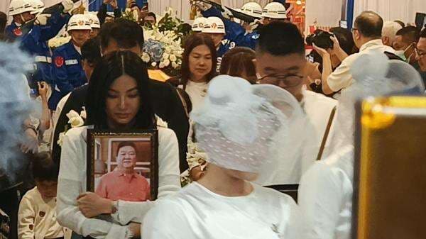 Ayah Meninggal Dunia, Sarwendah Tan Janji Akan Jaga sang Ibu