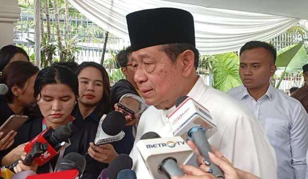 Kenang Titiek Puspa, SBY: 3 Bulan Sebelum Wafat Bersama 35 Penyanyi Siapkan Album Tunggal