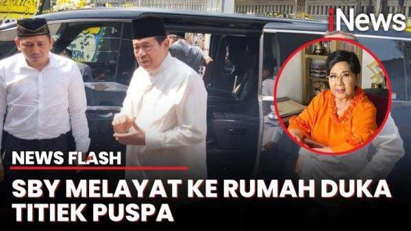 Detik-Detik SBY Melayat ke Rumah Duka Titiek Puspa
