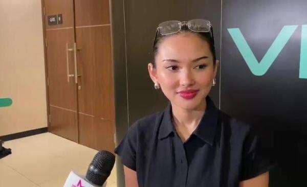 Shakira Jasmine Tergiur Daftar Paket Baru Premium Vision+ dengan Harga Rp1