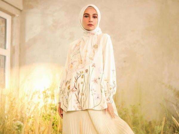 Inspirasi Model Baju Lebaran Timeless ala Selebritis yang Bisa Dipakai Kapan Saja