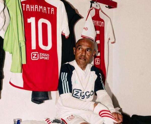 Media Belanda Kabarkan Simon Tahamata Gabung Timnas Indonesia: Tim Patrick Kluivert Makin Mewah