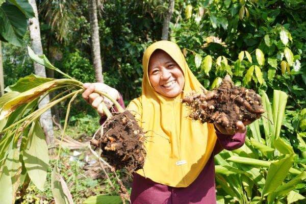 Kisah Inspiratif Rofiah, Kartini Masa Kini yang Berdayakan Puluhan Perempuan Desa
