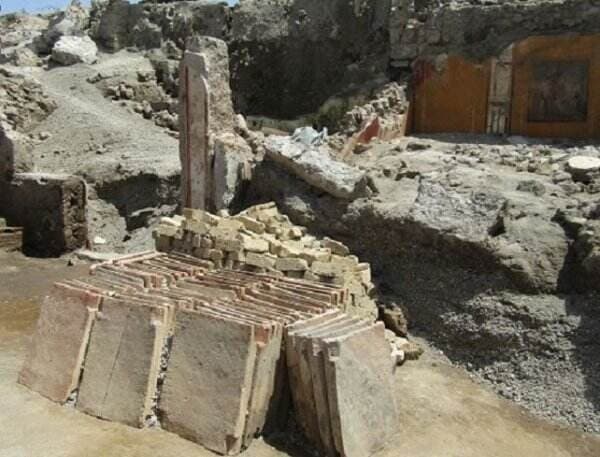 Situs Romawi Kuno Ditemukan di Bawah Puing-puing Kota Pompeii