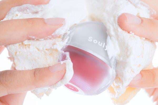 Fenomena Chewy Blush, Produk Makeup Multifungsi dan Beragam Manfaat