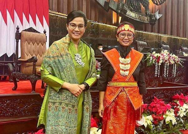 Hari Kartini 2025, Sri Mulyani Pamer Foto Bareng Megawati, Susi hingga Puan