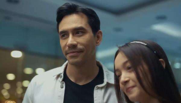 Sinopsis Series Sugar Daddy Episode 6: Derry dan Aurel Nyaris Ketahuan! Sinopsis Series Sugar Daddy Episode 6: Derry dan Aurel Nyaris Ketahuan!