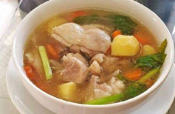 Benarkah Sup Efektif Meredakan Gejala Flu?