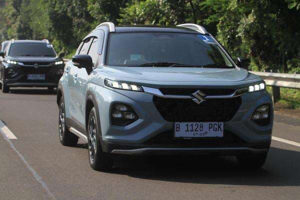 Suzuki Fronx Tipe SGX Paling Diminati, Ini Alasannya