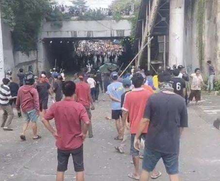 Tawuran di Manggarai Jaksel Kembali Pecah, Warga Bawa Batu hingga Sajam