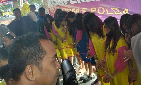 Tersangka Perdagangan Bayi: Saya Benci Orang Tua Korban, Sudah Jual tapi Lapor Polisi Tersangka Perdagangan Bayi: Saya Benci Orang Tua Korban, Sudah Jual tapi Lapor Polisi