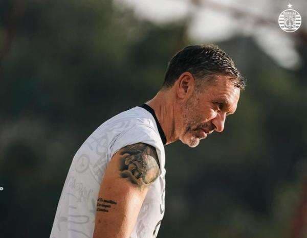 Usai Persija Jakarta Pecat Carlos Pena, The Jakmania Ramai Minta Thomas Doll Kembali Usai Persija Jakarta Pecat Carlos Pena, The Jakmania Ramai Minta Thomas Doll Kembali