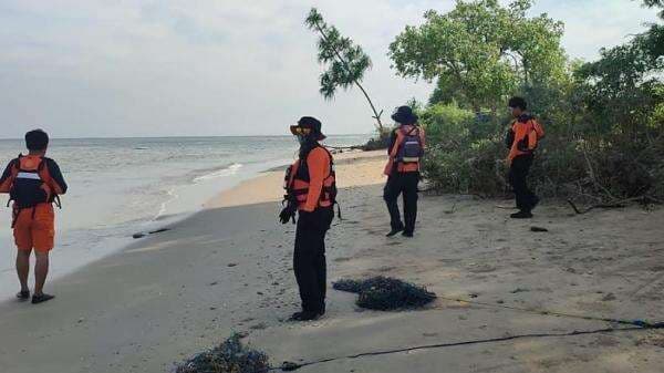 Pencarian Dihentikan, Ini Identitas 3 ABK KLM Asia Mulia yang Belum Ditemukan Pencarian Dihentikan, Ini Identitas 3 ABK KLM Asia Mulia yang Belum Ditemukan