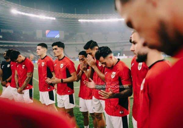 Ikut Rayakan Hari Raya Idul Adha, Timnas Indonesia Potong Sapi Limosin di Senayan Ikut Rayakan Hari Raya Idul Adha, Timnas Indonesia Potong Sapi Limosin di Senayan