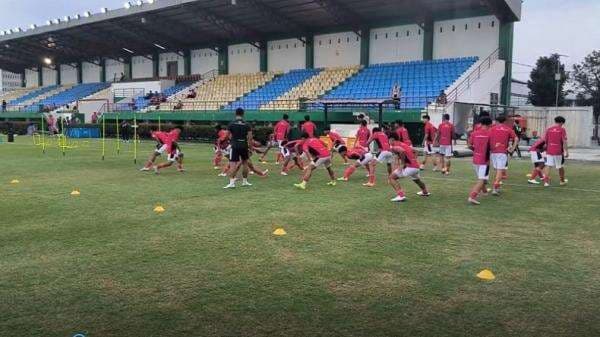 Timnas U-17 Indonesia Siap Hadapi Uzbekistan, Nova Arianto Rotasi Pemain