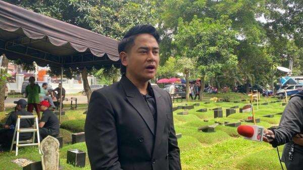 Dwi Andhika Jadikan Profesionalisme Titiek Puspa sebagai Pelajaran Berharga