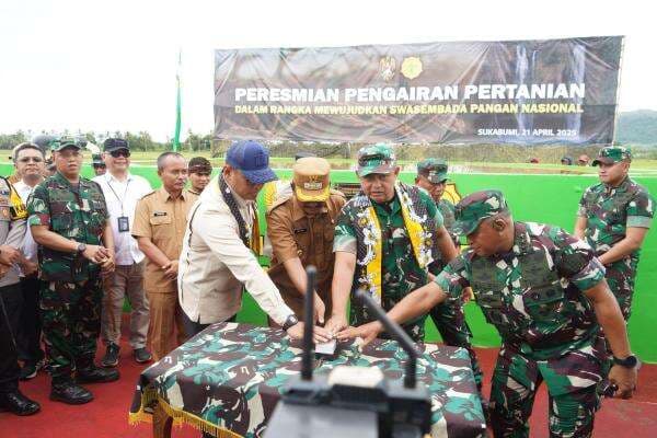 Kasad dan Wamentan Resmikan Pengairan Ribuan Hektare Sawah di Sukabumi