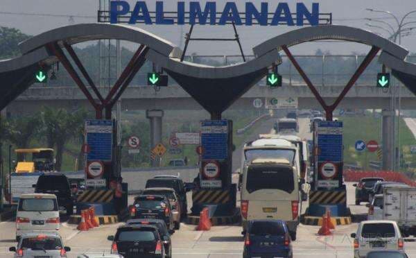 H-1 Lebaran 2025, Arus Lalin di Tol Cipali dan Pantura Cirebon Ramai Lancar