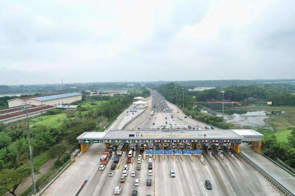 WFA Bikin Arus Mudik Lebih Awal, Tol Mulai Dipadati