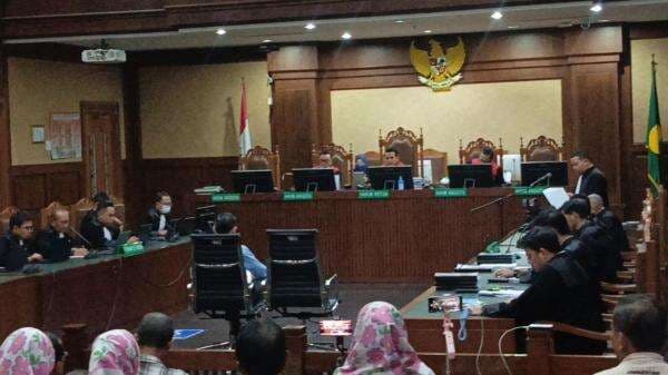 Duplik Tom Lembong: Saya Tak Pernah Arahkan Bawahan Menunjuk Produsen Gula